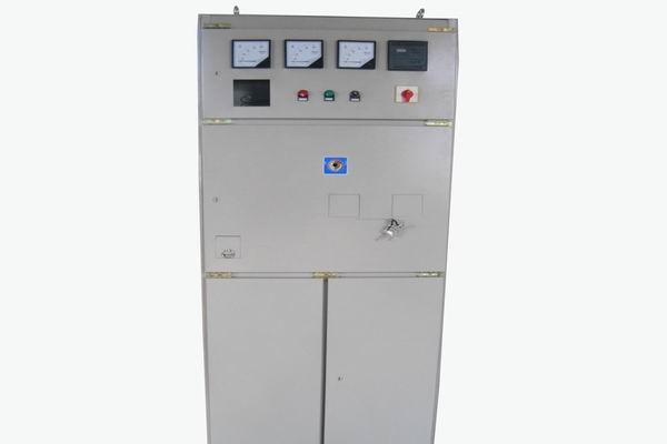 驿城控制箱-3683聊聊多回路控制箱技术参数